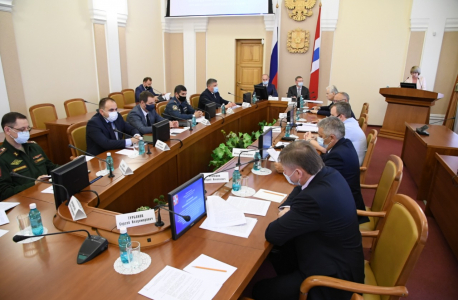 Совместное заседание антитеррористической комиссии и оперативного штаба проведено в Омской области