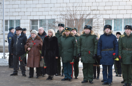 В костромской школе открыта памятная доска