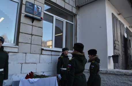 В костромской школе открыта памятная доска