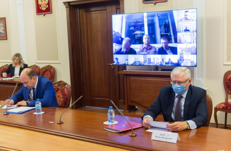 Выступают участники заседания Антитеррористической комиссии в Калужской области
