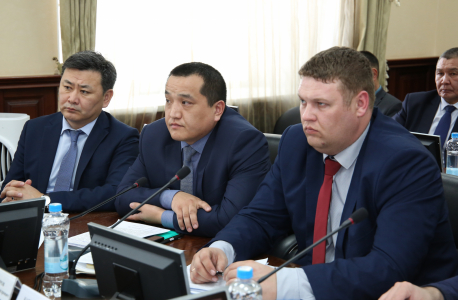 Проведено заседание антитеррористической комиссии в Республике Алтай 