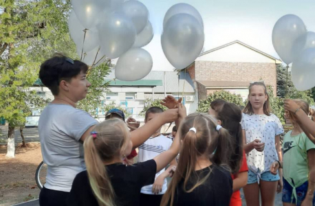 В Степновском округе вспомнили жертв теракта в Беслане