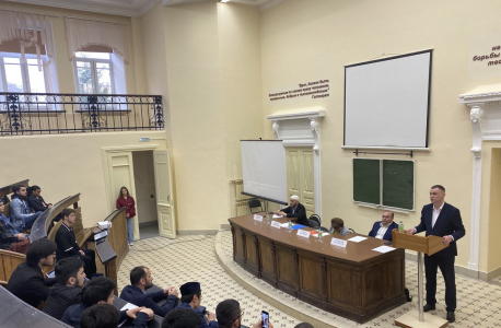 В Саратовском медуниверситете состоялась встреча с иностранными студентами по вопросам профилактики экстремизма