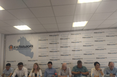 Круглый стол "Информационная война как разновидность терроризма" проведен в Калмыкии