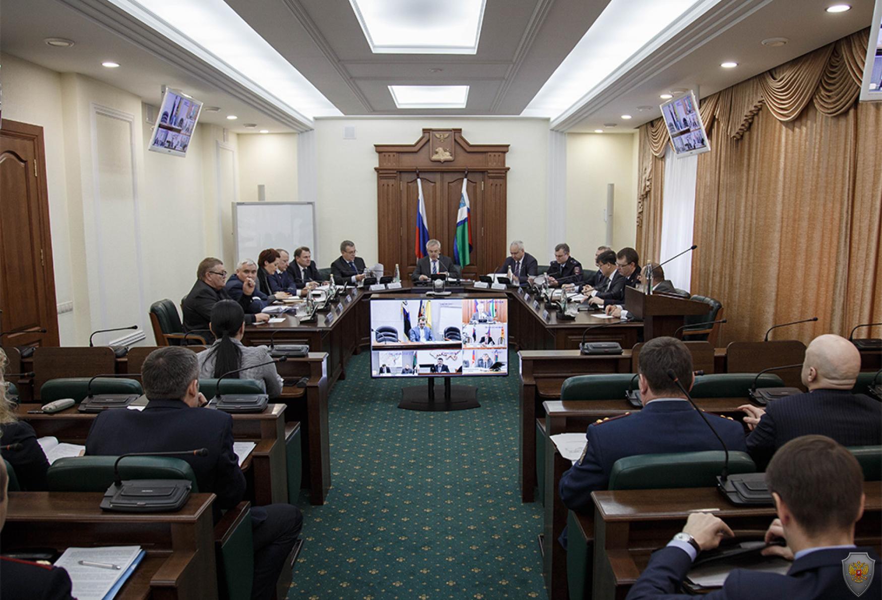 Открытие заседания антитеррористической комиссии и Оперативного штаба в Белгородской области 