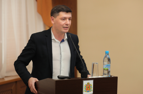 Выступление председателя комитета по молодежной политике Виноградова Алексея Георгиевича 