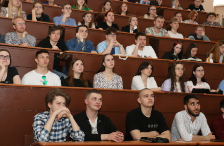 В Архангельске студентам рассказали о преступной сути терроризма
