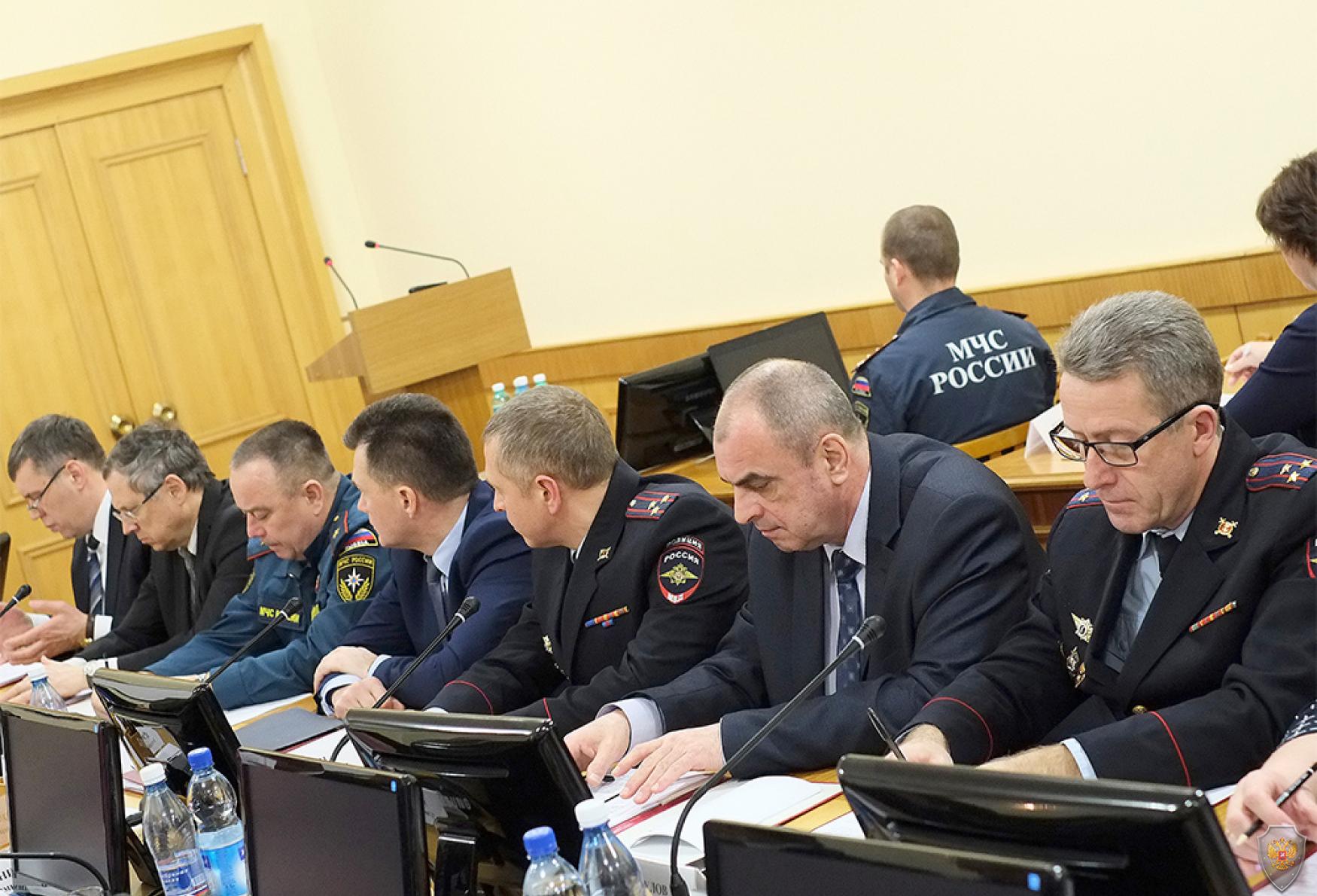 Члены антитеррористической комиссии в Кировской области и оперативного штаба в Кировской области 