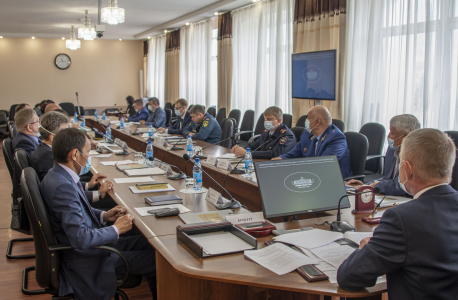 Совместное заседание антитеррористической комиссии
и оперативного штаба в Республике Тыва от 02 сентября 2020 года (общий план)
