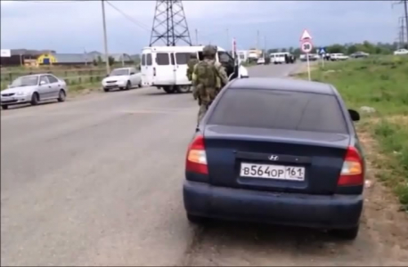 в Ингушетии силами спецназа ФСБ и МВД нейтрализованы пятеро боевиков, трое задержаны, а также уничтожено мощное СВУ